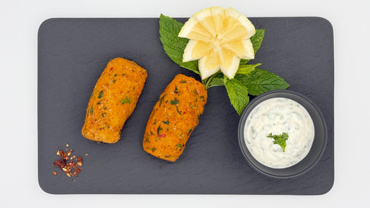 Mezze, Finger-Food, vegetarisch, Extra-Natives-Olivenöl, rote Linsen, Bulgur, Paprika-Mark scharf, Zwiebel, Rotwein-Salz, Granatapfel-Melasse, Joghurt-Minz-Dip, Knoblauch, Chili-Allrounder, orientalisch, schmeckt der ganzen Familie 